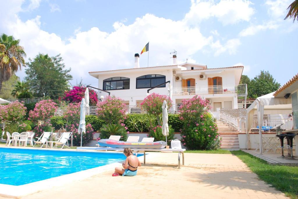 Villa Teresa San Corrado di Fuori Екстериор снимка