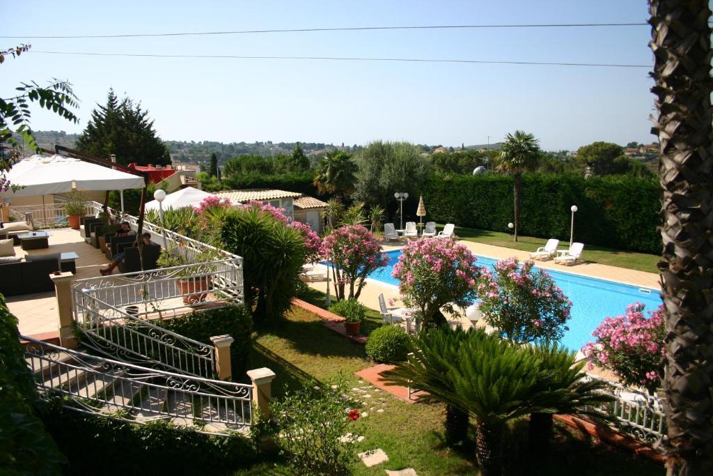 Villa Teresa San Corrado di Fuori Екстериор снимка